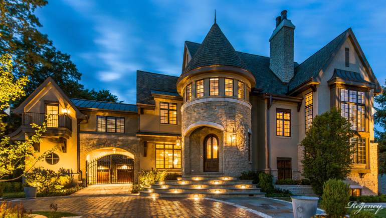 What to Expect When Working with Utah Luxury Custom Home Builders for Your Dream Home
