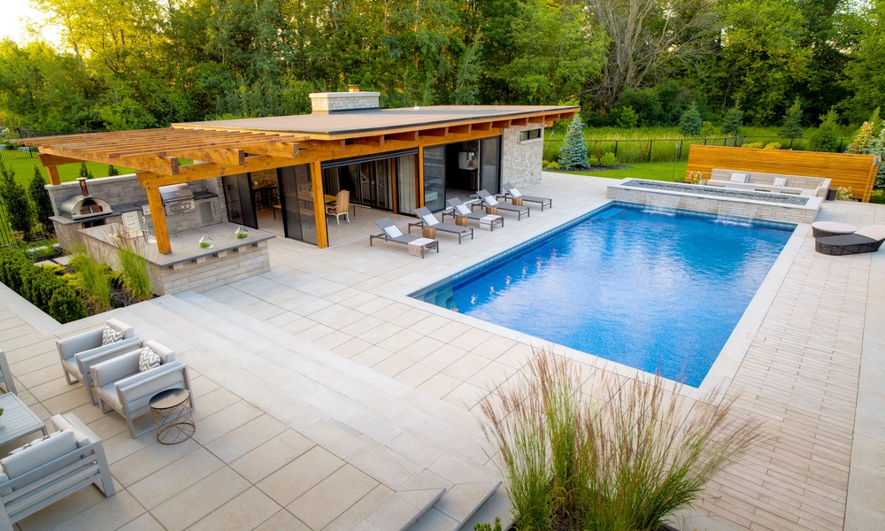 Swimming Pool Construction Company for Custom Pool Designs